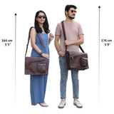 Models With Large Leather Cross Chain Vintage Brown Messenger Bag